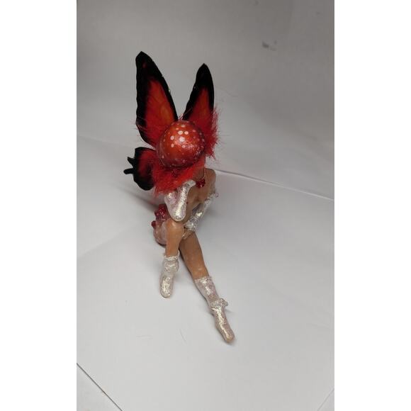 OOAK hand Crafted Sitting Fairy With Red Butterfly Wings And Mushroom Hat - Picture 12 of 12